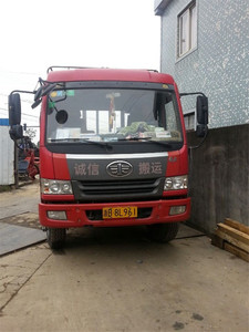 6.8 M truck