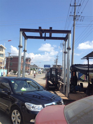 Four - Angle gantry crane