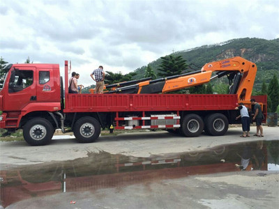 Lorry-mounted crane18T